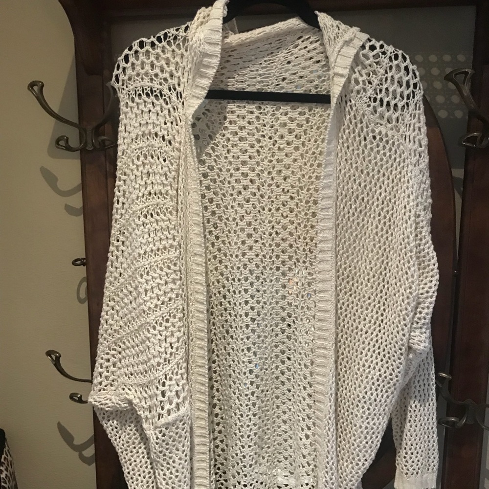 Brandi Melville sweater